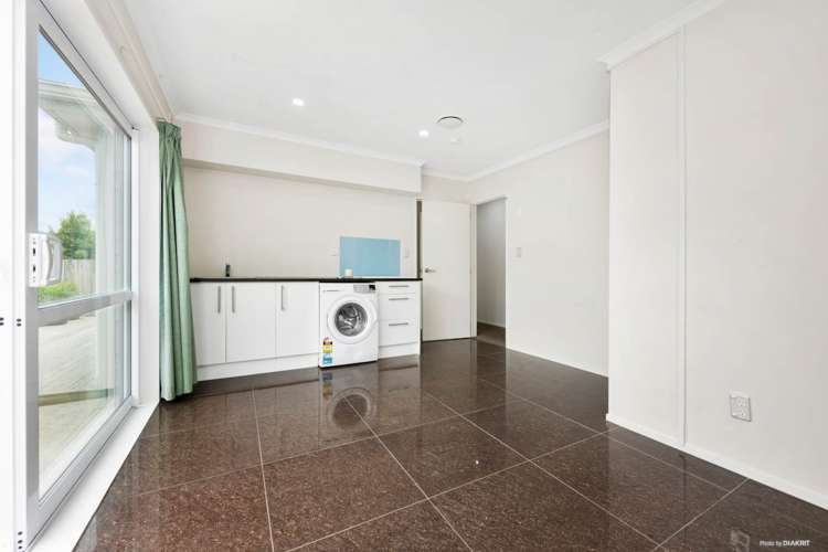 12 Evelina Lane Flat Bush_8