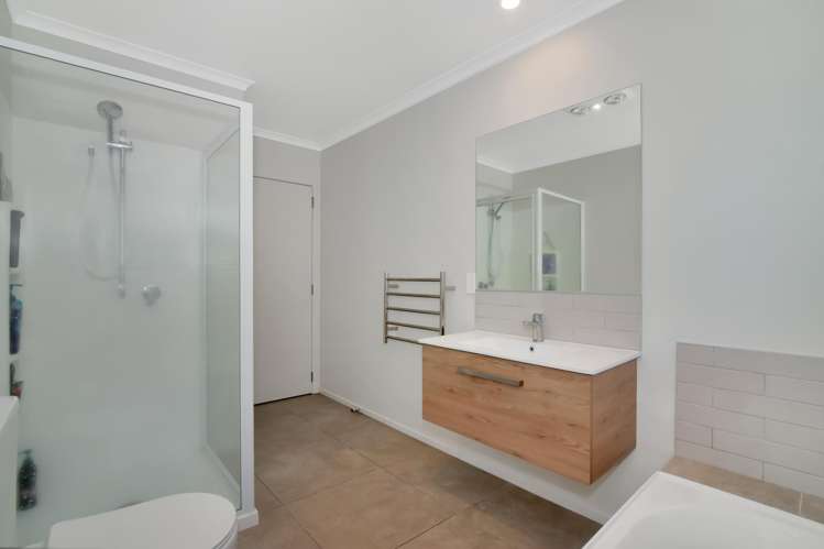 16 Empire Crescent Papamoa_13