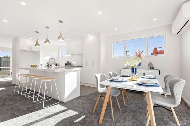 2 Crieff Place Te Atatu Peninsula_13