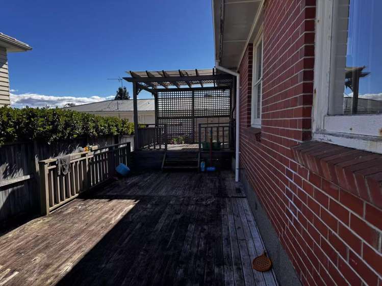 52 Blakeborough Drive Forrest Hill_10