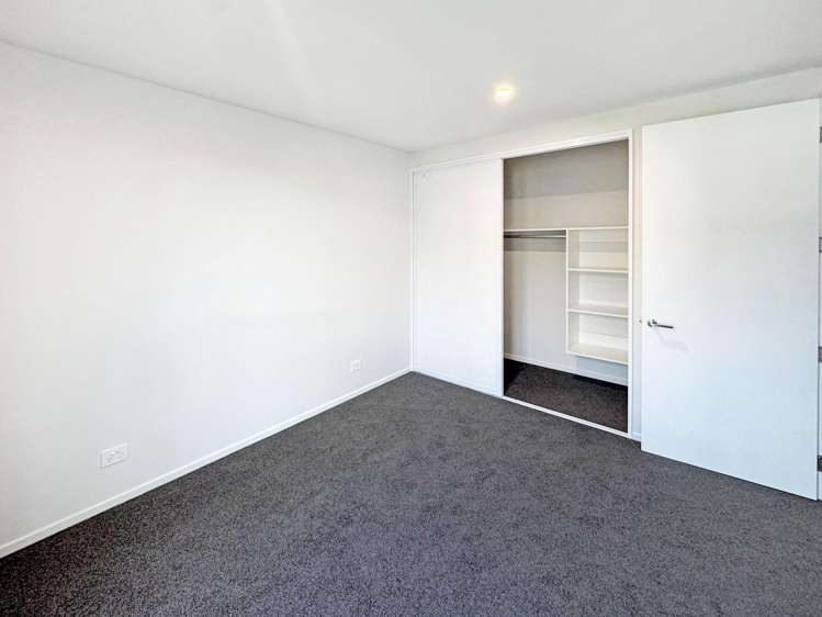 3/131 Simeon St Somerfield_12