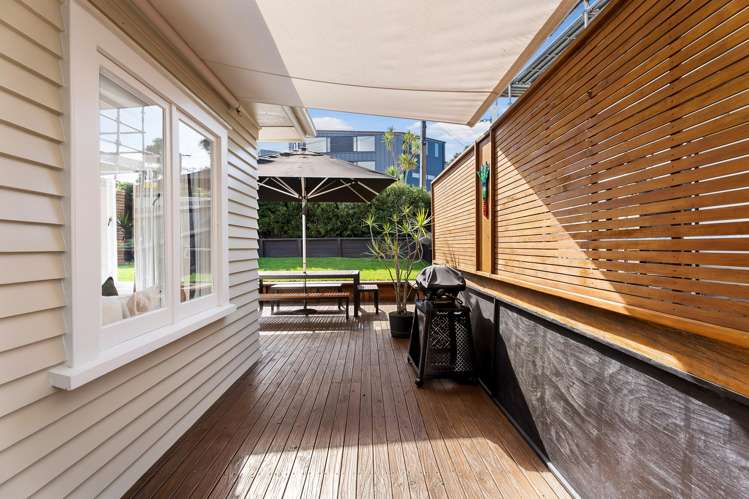 19 Riddell Road_3