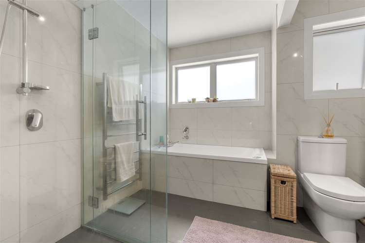 1 Seacliffe Avenue Belmont_18