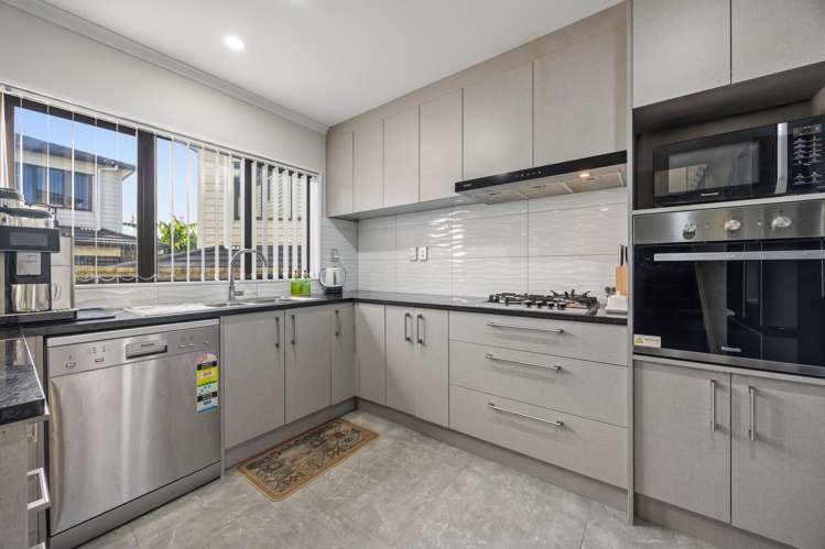 6 Te Hiko Way Mangere_7