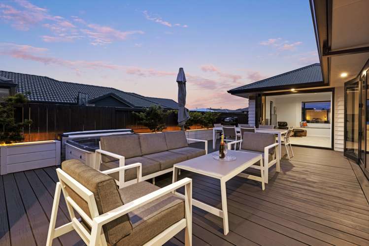 76 Puhirake Crescent Pyes Pa_5