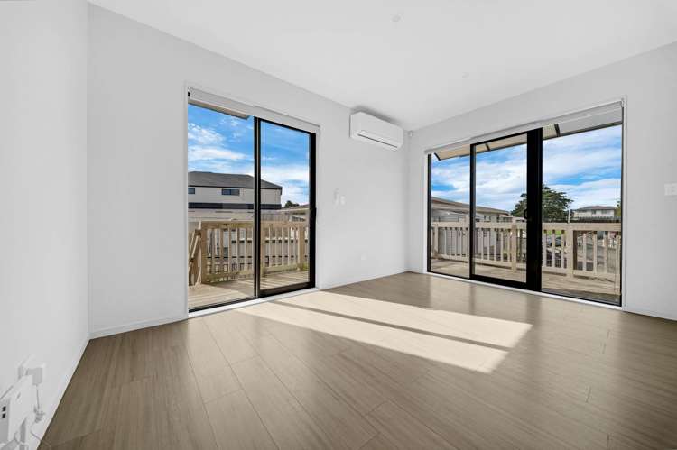 1/15 Rush Place Mangere_9