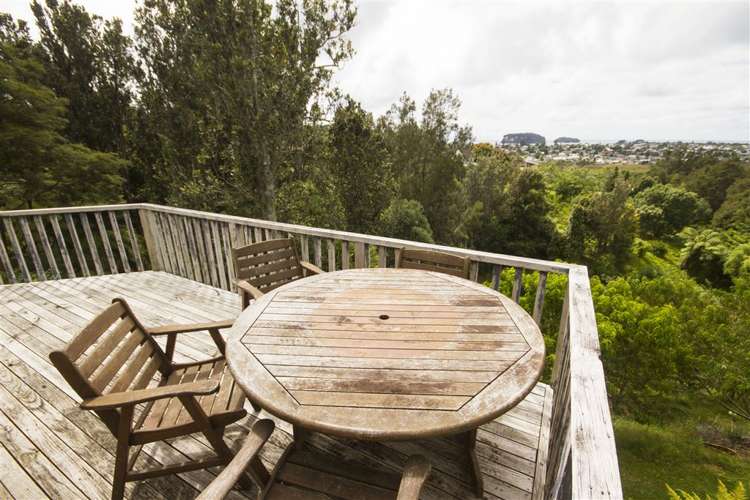 8 Brenton Place Whangamata_13