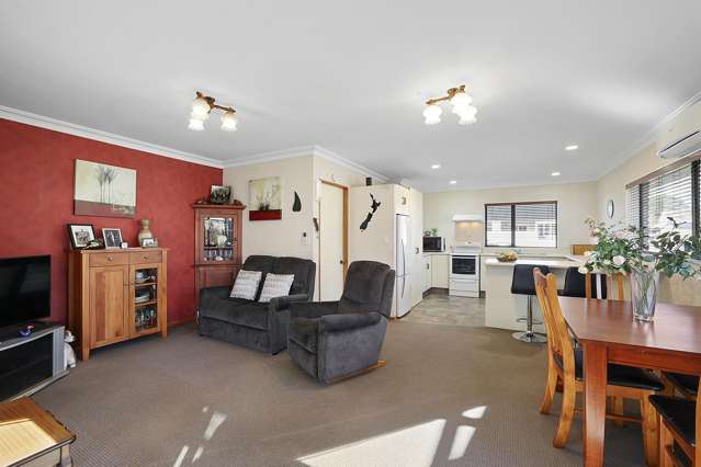 1/30 Whiteley Street Moturoa_4