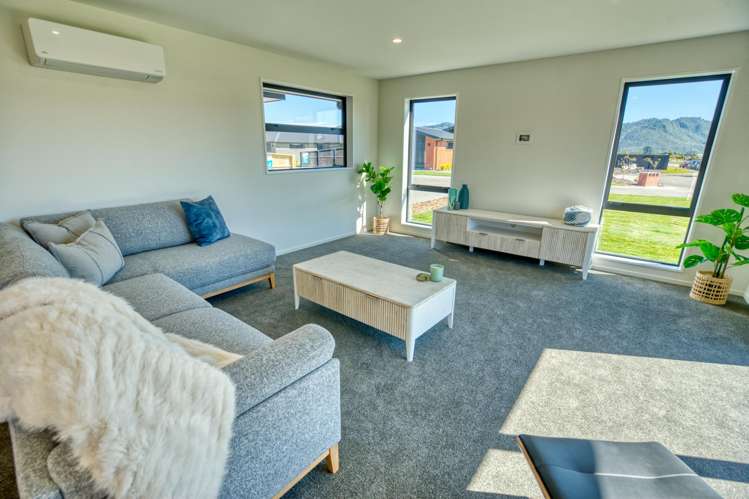 10 Hinau Crescent Kaiata_12