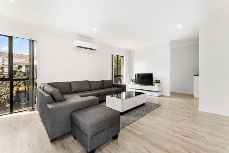 8 Whiti Lane Pakuranga_11