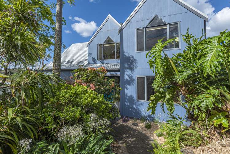 300 Beach Road Onerahi_24