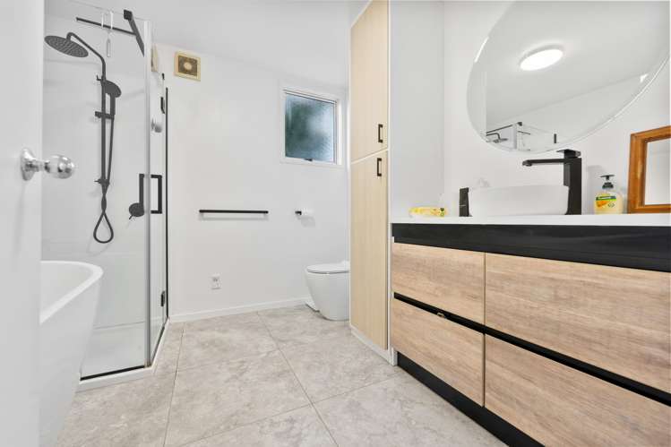 11 Fathom Place Te Atatu Peninsula_13