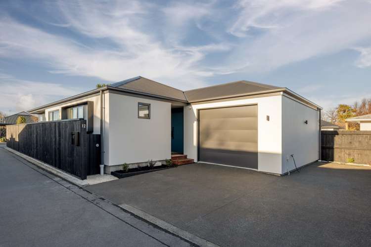 12 Arthurson Mews Woolston_13