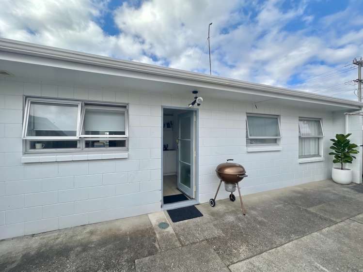 2/25 Clyde Street Mount Maunganui_5