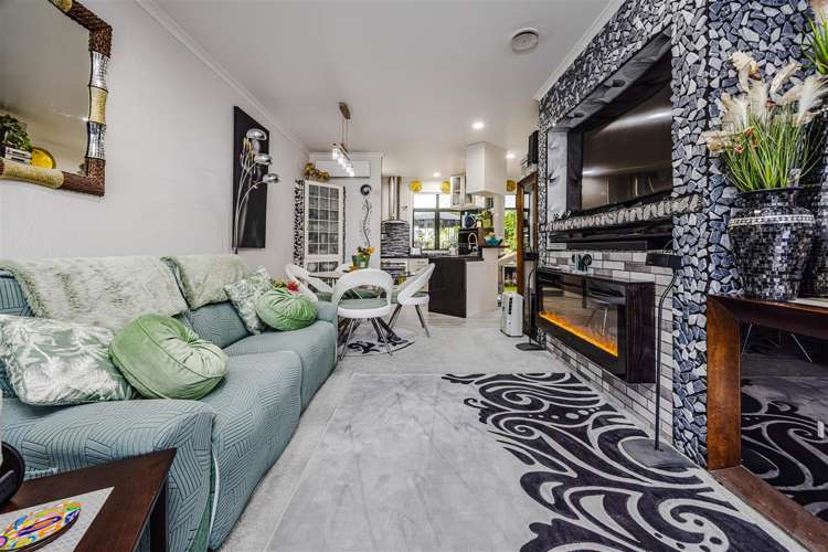 12/1 Ambrico Place New Lynn_5