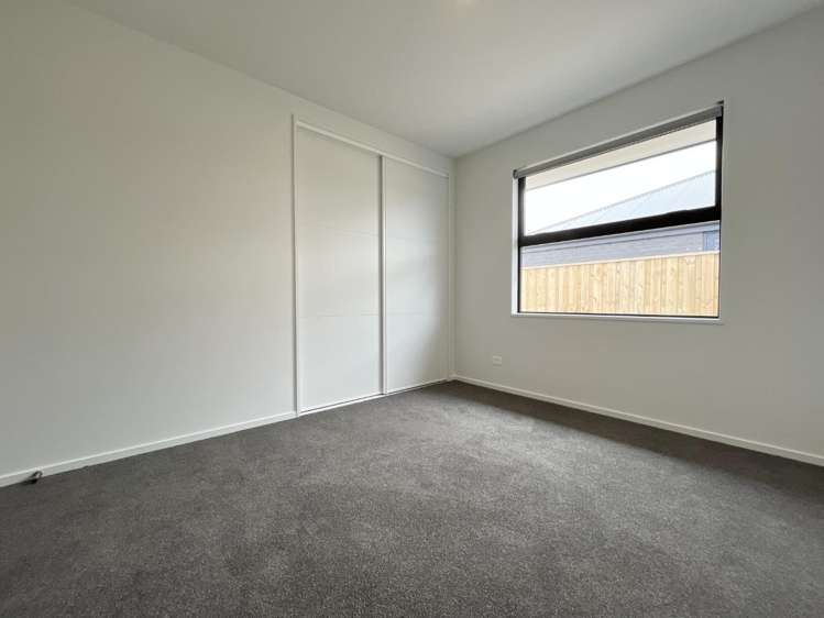 26 Harlequin Drive 11103_7