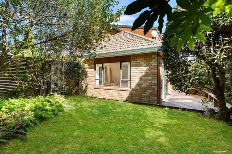 2/9 Bevyn Street Castor Bay_12