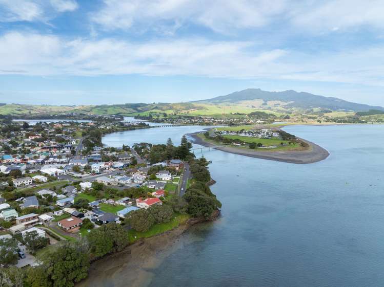 23 Cliff Street Raglan_26