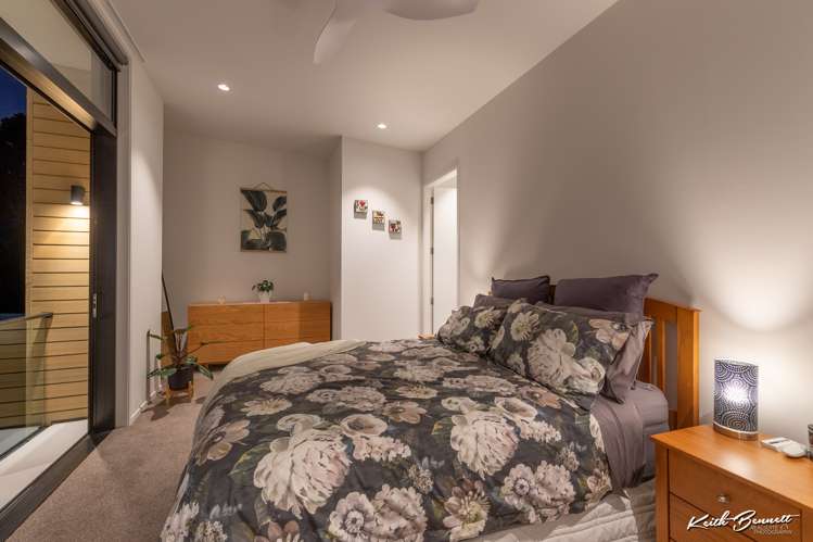 5 Jean Caldwell Way Island Bay_9