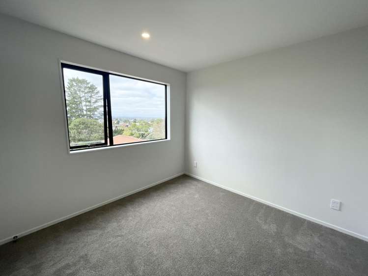 25/241 Don Buck Road Massey_6