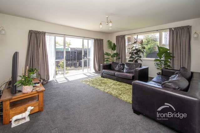 2/158 McGregors Road Linwood_2