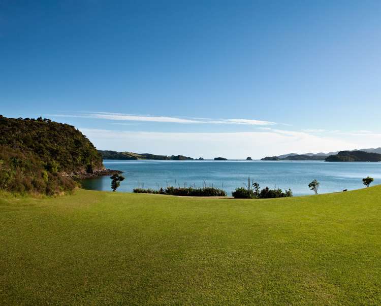 Manawaora Road Russell Surrounds_9