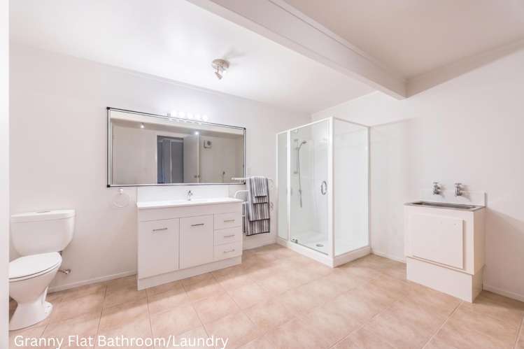 218 Whangaparaoa Road Red Beach_18