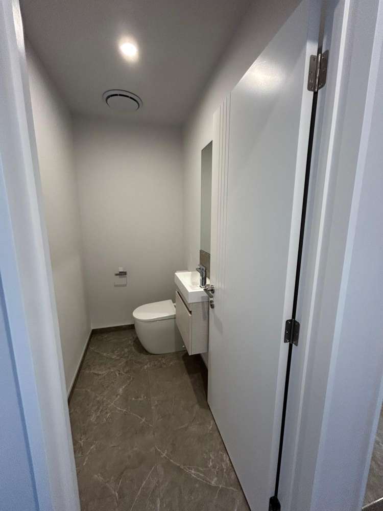 18 Lorenzos Lane Halswell_4