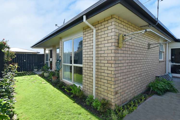 12/13 Sylvan Street Hillmorton_14