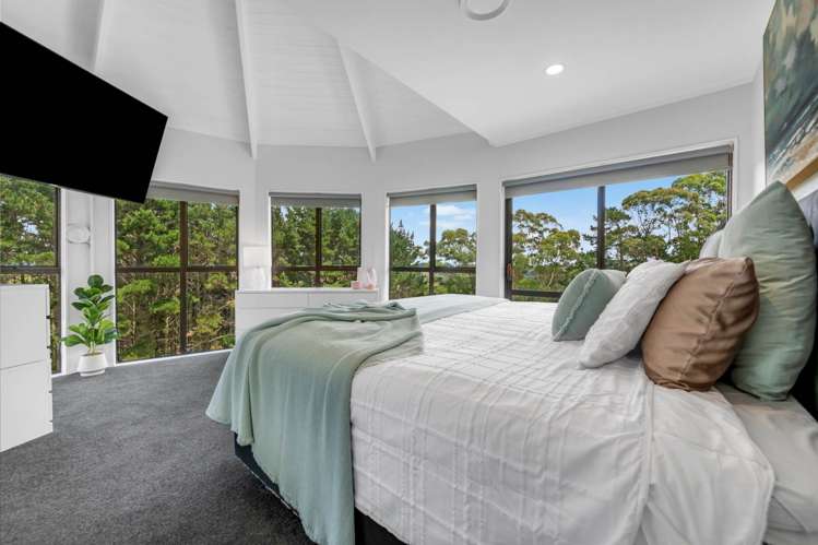 317 & 317A West Road Brookby_22