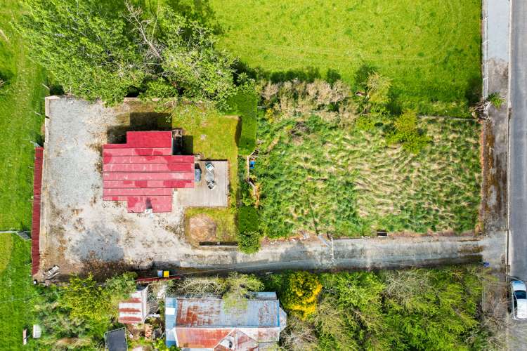 52 Irvine Street Lawrence_15