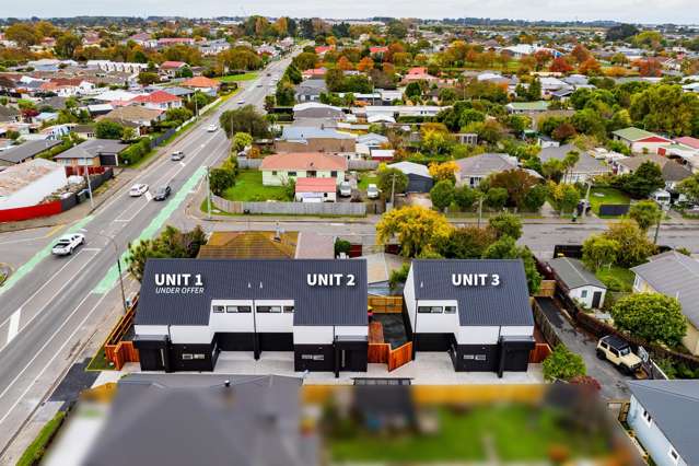 Ready to Move-In - only 2 left !