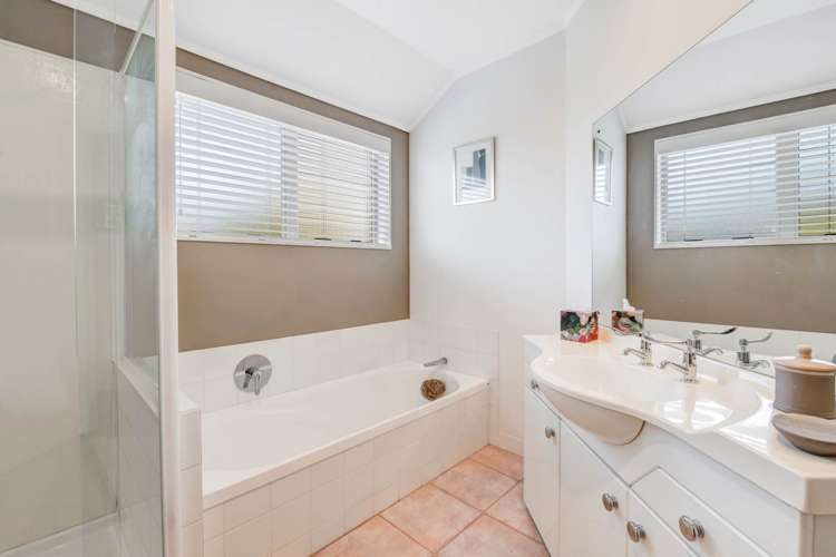 24 Suncrest Drive West Harbour_19