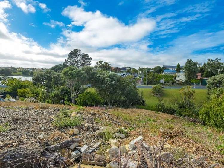 33b Johnstone Street Point Chevalier_16