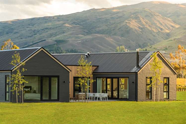 77 Stone Drive Cromwell_12