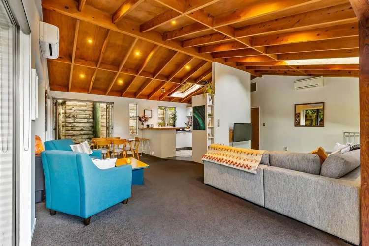 184 Huia Road Titirangi_6