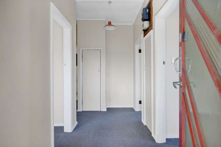 64 Egmont Street Hawera_8