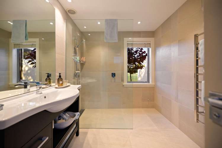 112 Domain Road Dalefield/Wakatipu Basin_17