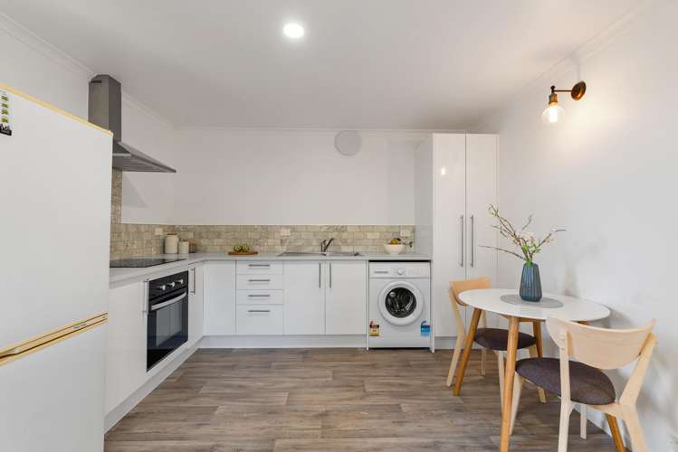 16 Doris Gordon Crescent Crofton Downs_19