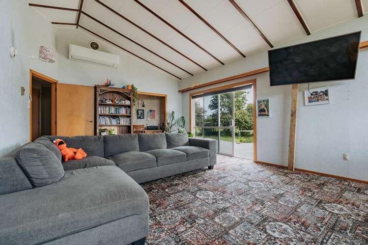 119 The Crescent Road Kaitangata_10