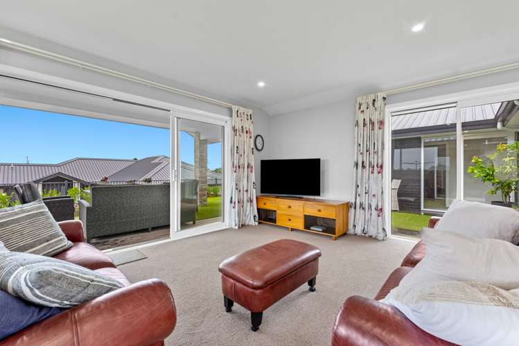 19 Trevor Mcmiken Drive Patumahoe_10