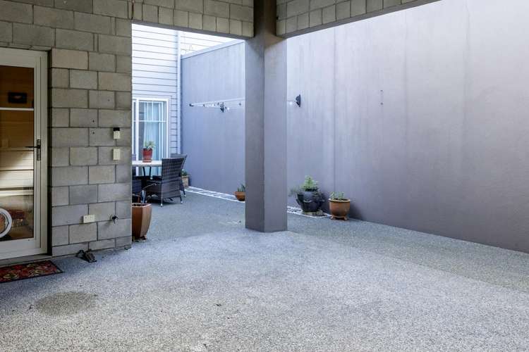 47 Chateau Crescent Rangatira Park_29