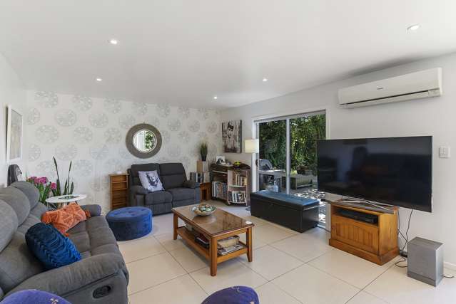 2/94 Waipuna Road Mount Wellington_4