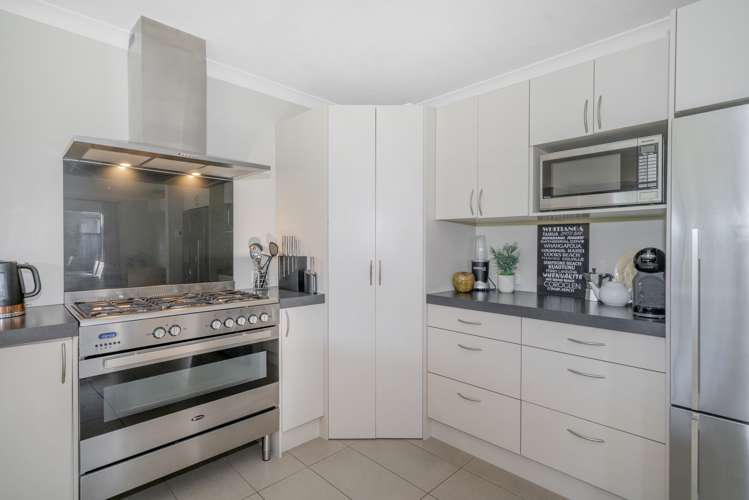 75 Cholmondeley Crescent Whitianga_10