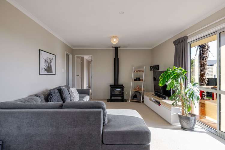 6 Matipo Street Tokomaru_2