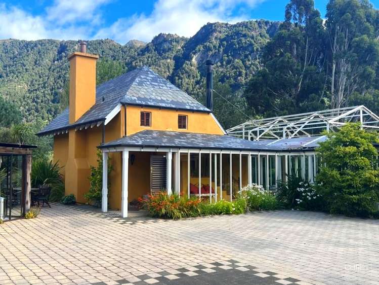 Punatapu, 1113 Glenorchy-Queenstown Road Queenstown_11