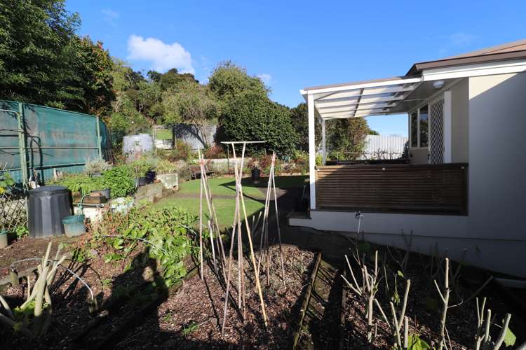 10 Lockhart Place Ngarimu Bay_18