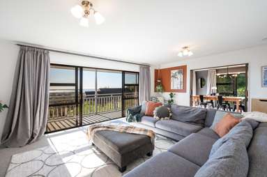 6 George Kidd Street_3