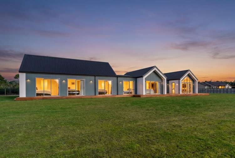 2 Marama Avenue South Otatara_26