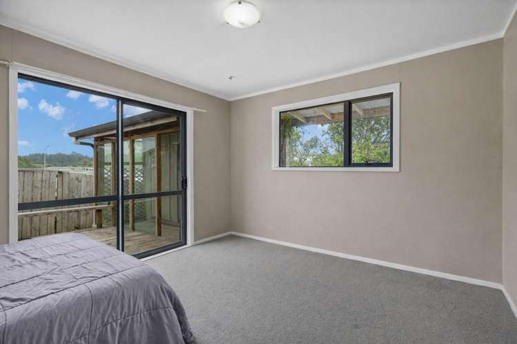 12 Pearce Drive Te Kamo_10